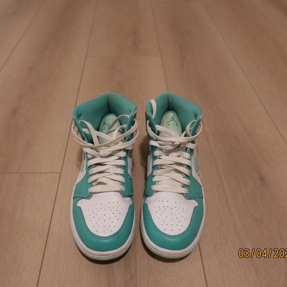 Air Jordan 1 Mid – Tropical Twist (Women’s 10)
